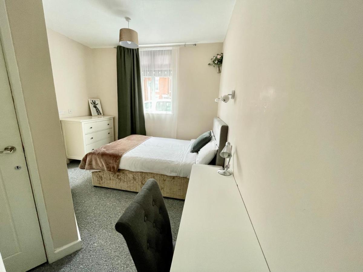 The Corner House - Modern Chesterfield Town Centre Apartments Eksteriør bilde