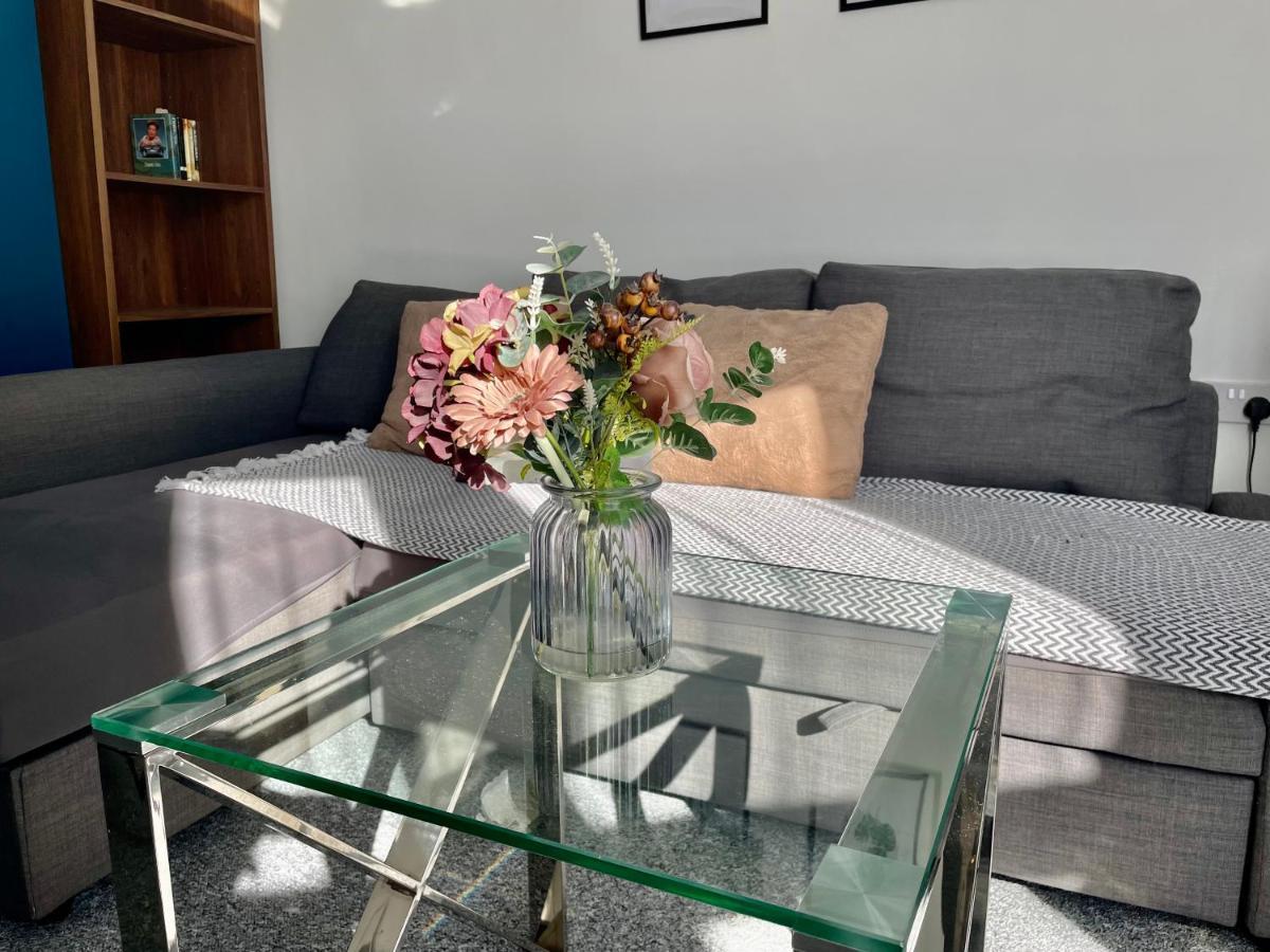 The Corner House - Modern Chesterfield Town Centre Apartments Eksteriør bilde